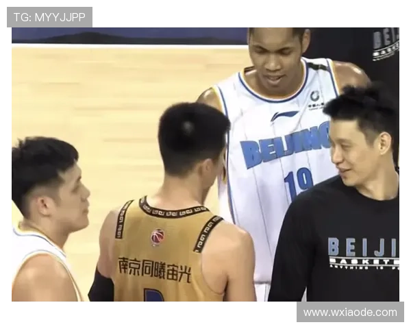 林书豪早上冻脸敷面膜，晚上比赛场上却跟换了个人似的…这反差笑skr人